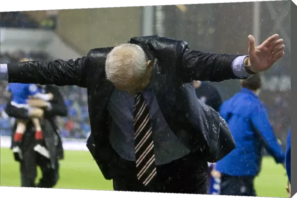 Farewell to Ibrox: Walter Smith Bows Out as Rangers Manager (2-0 vs Dundee United)