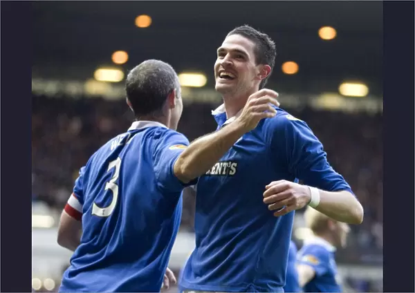 Rangers Kyle Lafferty Scores the Stunner: 2-0 vs Dundee United (Clydesdale Bank Scottish Premier League, Ibrox Stadium)