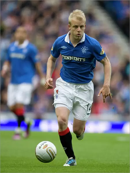 Steven Naismith Scores: Rangers 2-0 Dundee United at Ibrox Stadium, Clydesdale Bank Scottish Premier League
