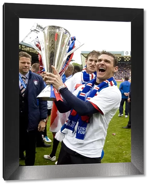 Rangers Football Club: Lee McCulloch's Triumphant Championship Win at Rugby Park (2010-11)