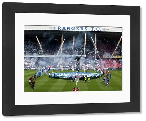 Soccer - Clydesdale Bank Scottish Premier League - Rangers v Heart of Midlothian - Ibrox Stadium
