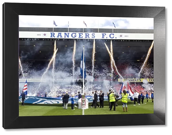 SPL Championship Win: Fireworks at Ibrox as Whyte Raises the Flag (Rangers 1-1 Hearts)