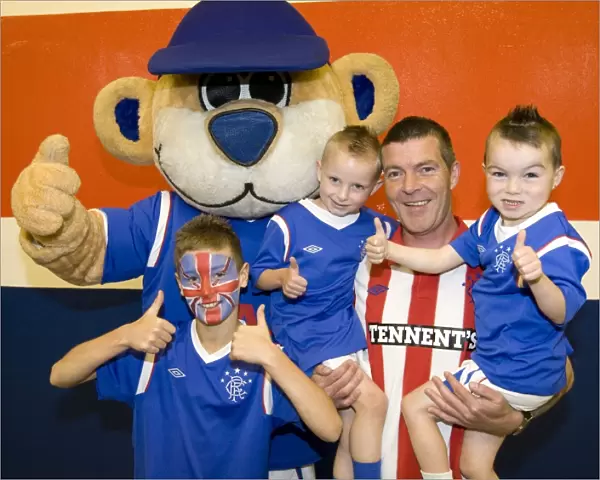 Family Fun at Ibrox: Thrilling 1-1 Encounter between Rangers and Heart of Midlothian