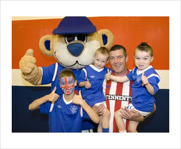 Family Fun at Ibrox: Thrilling 1-1 Encounter between Rangers and Heart of Midlothian