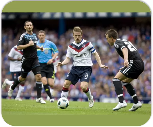 Steven Davis in Action: Rangers vs Chelsea - Ibrox Stadium Pre-Season Friendly (1-3)