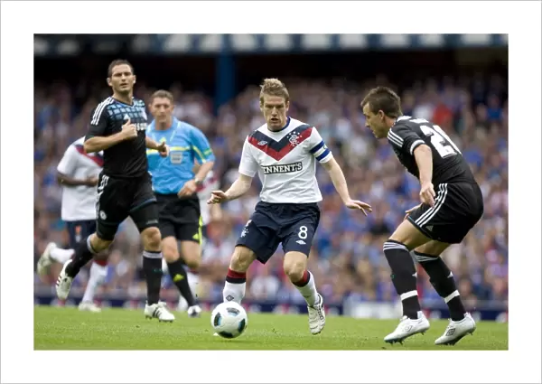 Steven Davis in Action: Rangers vs Chelsea - Ibrox Stadium Pre-Season Friendly (1-3)