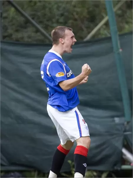 Rangers Gregg Wylde Ecstatically Celebrates His Goal: Motherwell 0-3 Rangers (FBSL)