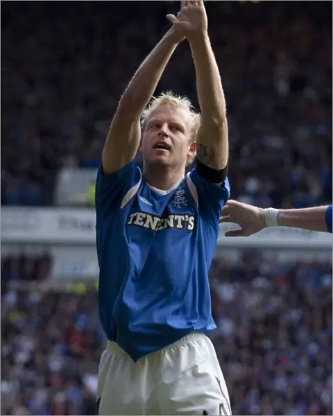 Rangers 4-2 Celtic: Naismith's Thrilling Goal and Epic Celebration at Ibrox