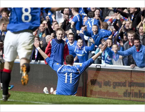 Dramatic Ibrox: Kyle Lafferty's Goal Secures Rangers 4-2 Victory Over Celtic