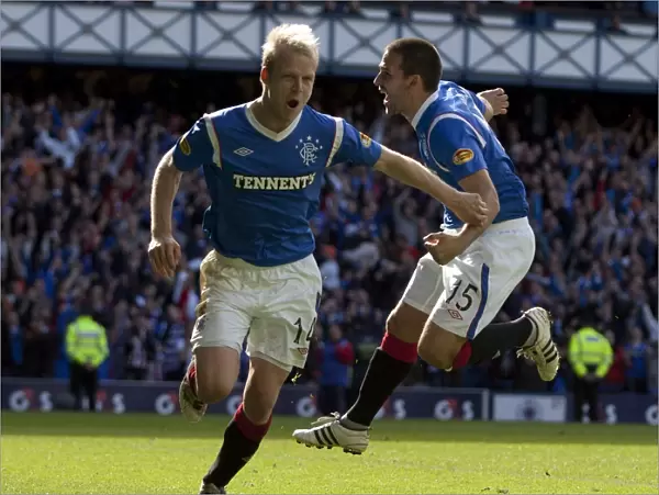 Rangers Naismith and Healy: Unforgettable Celebration of Rangers 4-2 Victory over Celtic