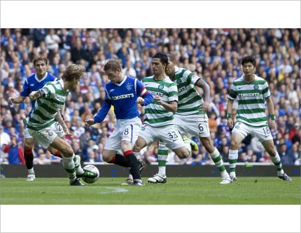 Rangers vs Celtic: Intense Ibrox Showdown - Steven Davis Holds Off Beram Kayal (4-2)