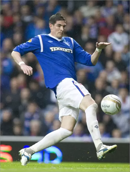 Rangers Kyle Lafferty Scores the Dramatic Winning Goal Against Hibernian in Scottish Premier League at Ibrox Stadium