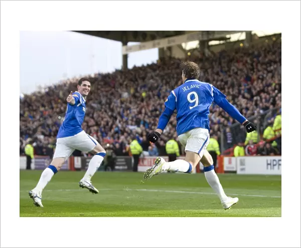 Soccer - Clydesdale Bank Scottish Premier League - Aberdeen v Rangers - Pittodrie Stadium