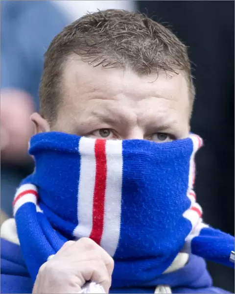 Rangers Victory: A Sea of Blue and White (2-0) - Overpowering Hibernian at Easter Road