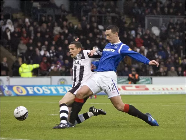 Lee Wallace Scores the Opener: St Mirren 2-1 Rangers (Clydesdale Bank Scottish Premier League)