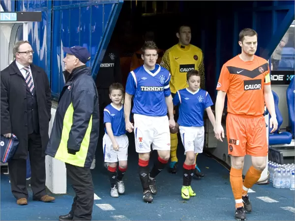 Rangers FC's Steven Davis and Mascots Overwhelmed by Dundee United in Scottish Cup Fifth Round (0-2)