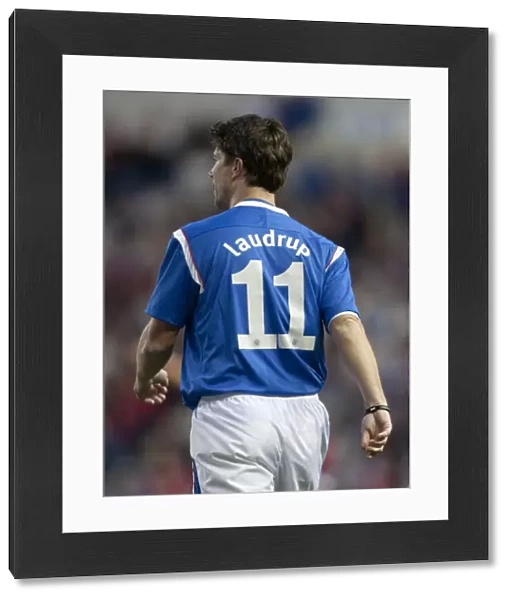 Rangers Legends vs. AC Milan: Brian Laudrup's Iconic 1-0 Victory at Ibrox Stadium - A Footballing Masterclass