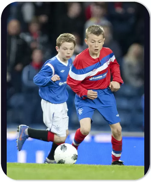 Rangers U11 & U12s Shine: A 5-0 Half Time Thrill at Ibrox against Dundee United