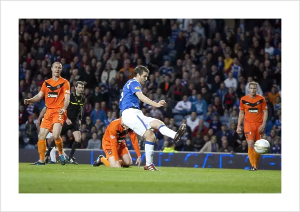 Rangers Jamie Ness Scores Spectacular Goal: 5-0 Thrashing of Dundee United at Ibrox Stadium (Scottish Premier League)