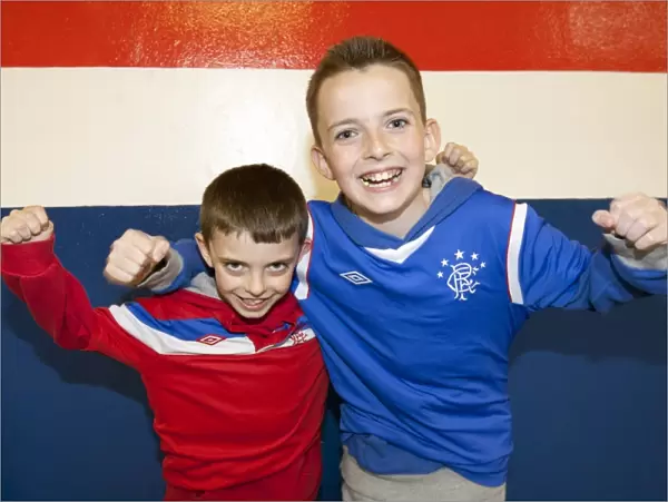 Rangers 5-0 Dundee United: A Fun-Filled Family Day at Ibrox Stadium