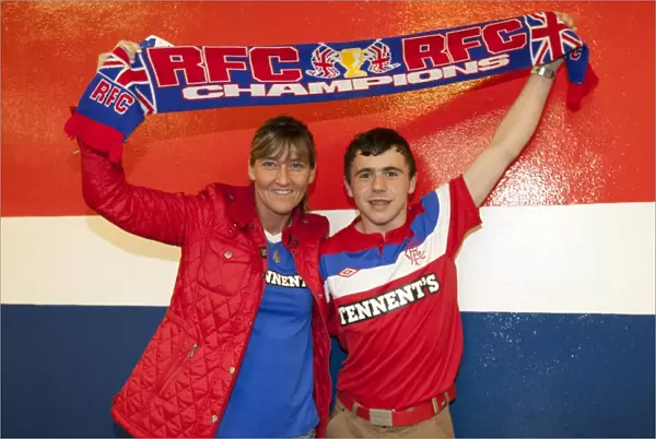 Fun in the Family Stand: Rangers 5-0 Dundee United at Ibrox Stadium