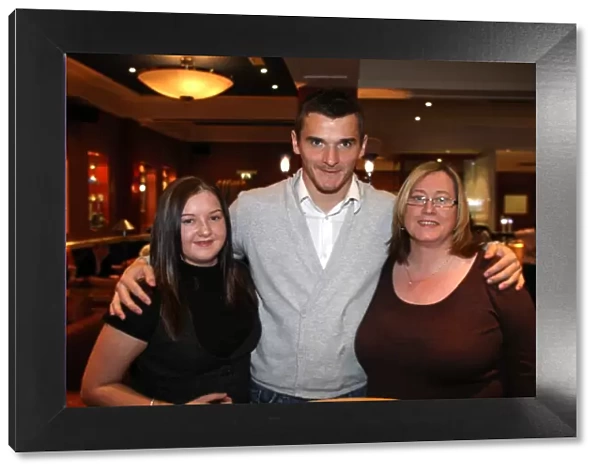 Rangers Football Club: Lee McCulloch's Emotional Reunion with Fans After Triumphant 2-0 Victory
