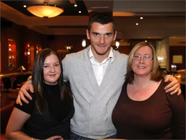 Rangers Football Club: Lee McCulloch's Emotional Reunion with Fans After Triumphant 2-0 Victory
