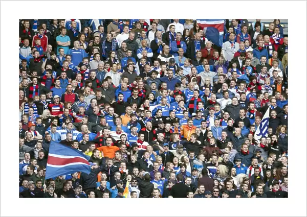 A Battle at Ibrox Stadium: Rangers vs Motherwell - The Unyielding Support of The Blue Order (0-0)