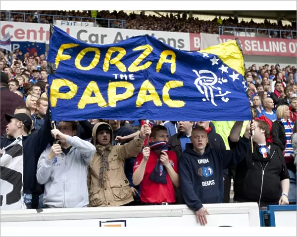 Farewell Sasa Papac: Rangers FC Fans Honor Their Departing Hero Against Motherwell (Rangers 0-0 SPL)