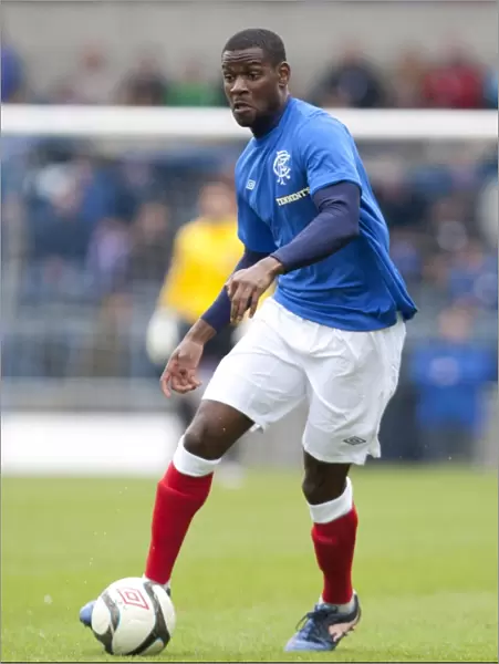 Maurice Edu Scores the Second for Rangers: Linfield 0-2