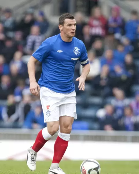 Lee McCulloch's Decisive Strike: Rangers 2-0 Triumph over Linfield at Windsor Park