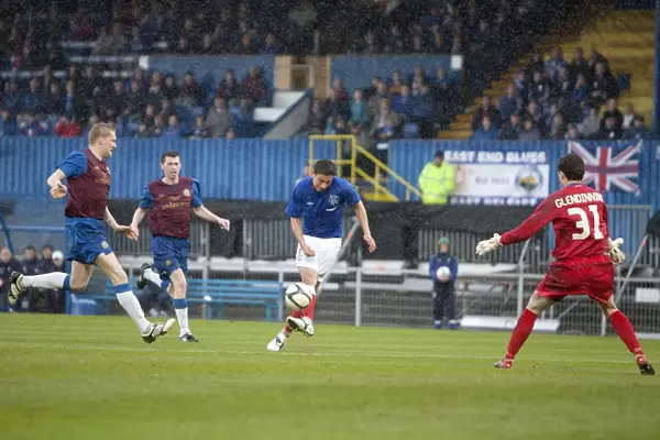 Rangers Bedoya Scores Opening Goal Against Linfield at Windsor Park (2-0)