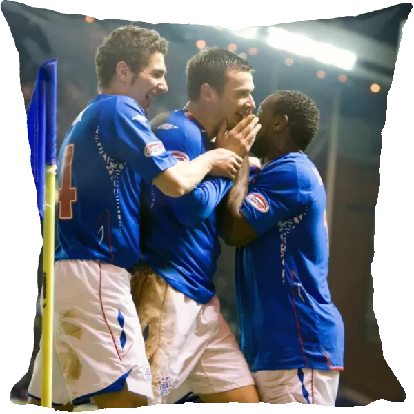 Rangers Dramatic Victory: McCulloch's Unforgettable Laughter as Kurskis Fumbles a 2-1 Win (Clydesdale Bank Premier Division)