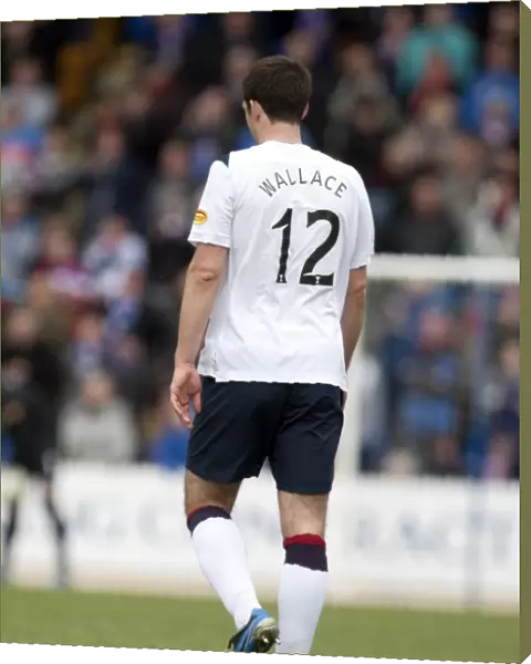 Lee Wallace Bids Farewell in Rangers Number 12: A Memorable 0-4 Win Over St. Johnstone (Clydesdale Bank Scottish Premier League)