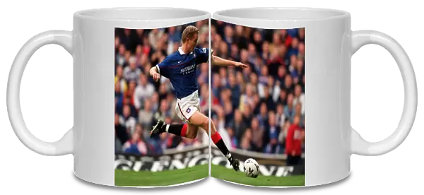 Jonatan Johansson's Historic Goal: Rangers vs Dundee, Scottish Premiership Soccer