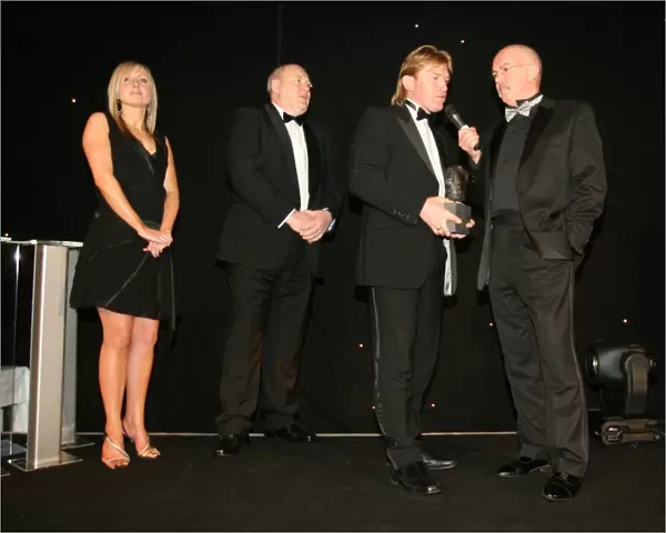 Stuart McCall Inducted into Rangers Football Club Hall of Fame (2008)