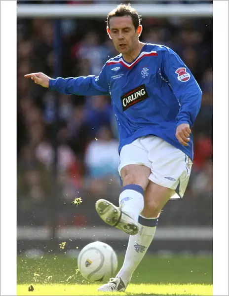 Rangers FC: David Weir Celebrates CIS Insurance Cup Victory over Dundee United (2008)