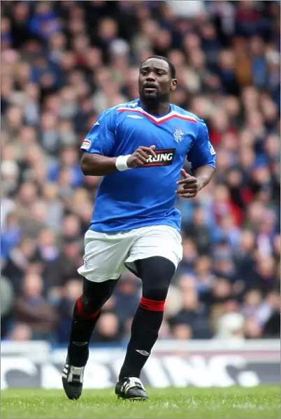 Darcheville's Dramatic Winner: Rangers 2-1 Hibernian in Clydesdale Bank Premier League at Ibrox