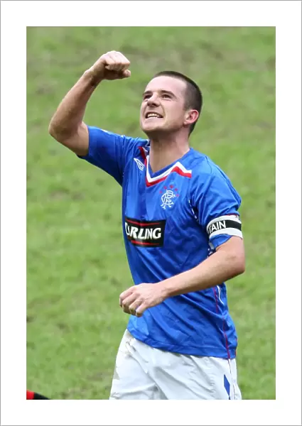 Barry Ferguson's Glorious Moment: Rangers 1-0 Victory Over Celtic at Ibrox - The Iconic Celebration