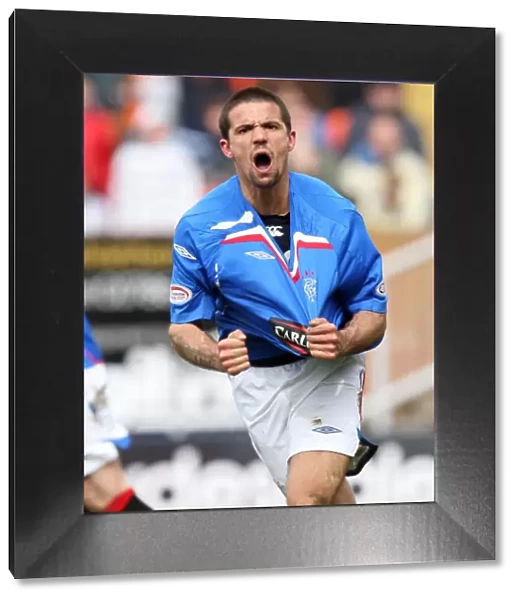 Nacho Novo's Double: Thrilling 3-3 Draw - Clydesdale Premier League Soccer: Dundee United vs Rangers