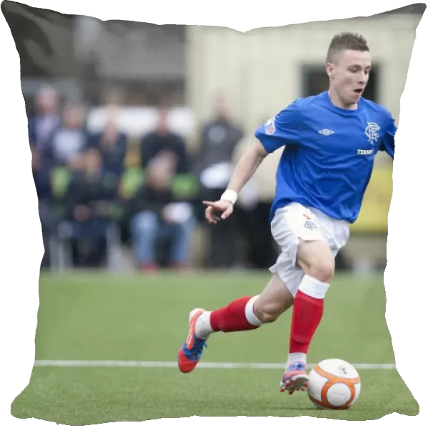 Rangers Barrie McKay Fights for Victory in Irn-Bru Scottish Third Division: Annan Athletic vs Rangers (0-0) at Galabank Stadium