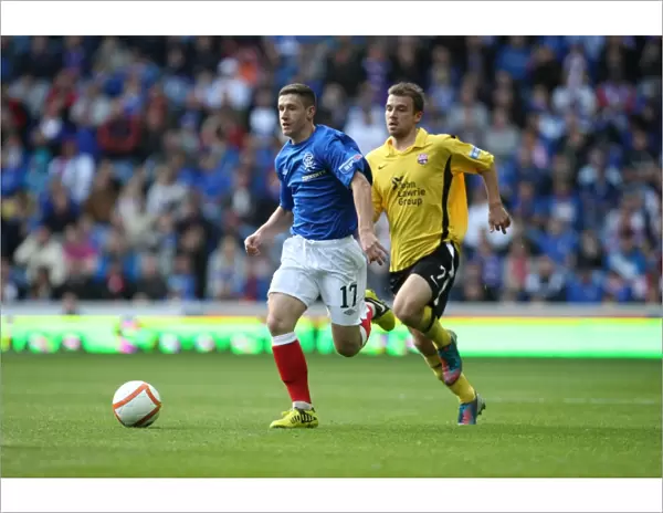 Fraser Aird Scores Against David Gray: Rangers Victory Over Montrose in Scottish Third Division (4-1)