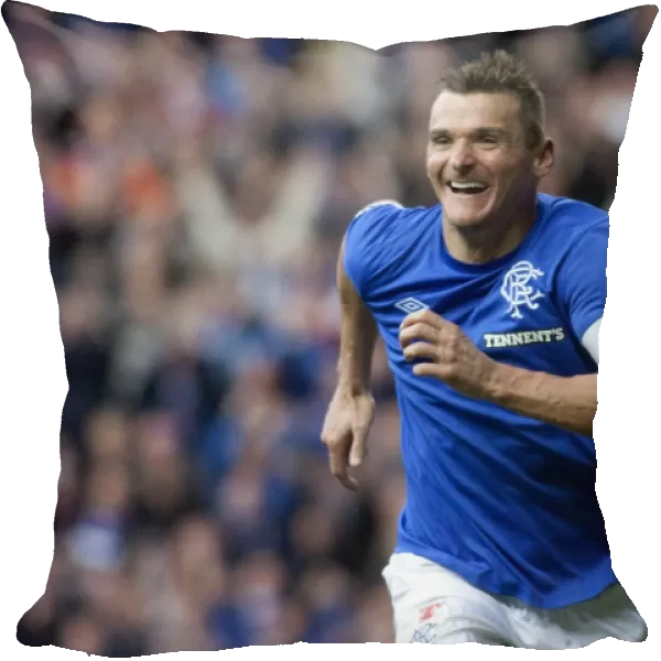 Rangers Lee McCulloch Scores Historic First Goal: Rangers 2-0 Queens Park at Ibrox Stadium