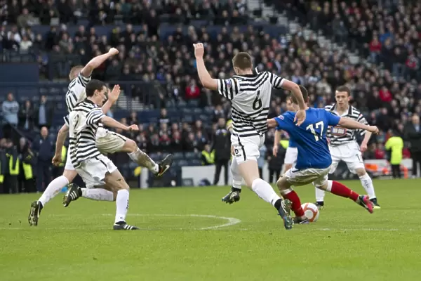 17-Year-Old Fraser Aird Scores Thrilling Winning Goal for Rangers in Scottish Third Division: Queens Park vs. Rangers at Hampden Park