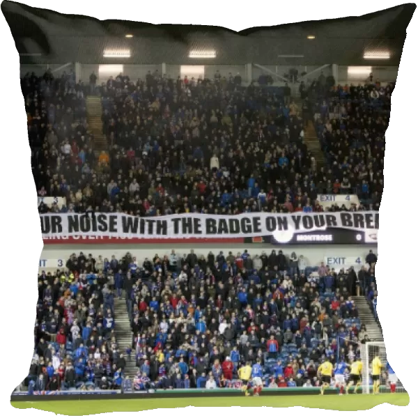Rangers vs Montrose: A Thrilling 1-1 Third Division Showdown at Ibrox Stadium - Unyielding Rangers Fans Support