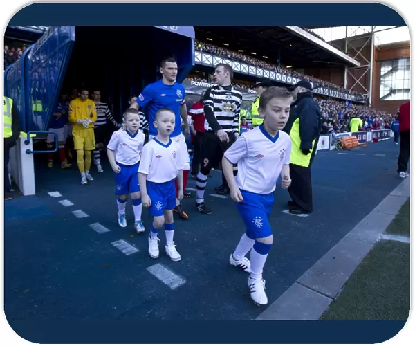 Rangers Football Club: Lee McCulloch and Mascots Celebrate Glory with a 3-1 Win over East Stirlingshire