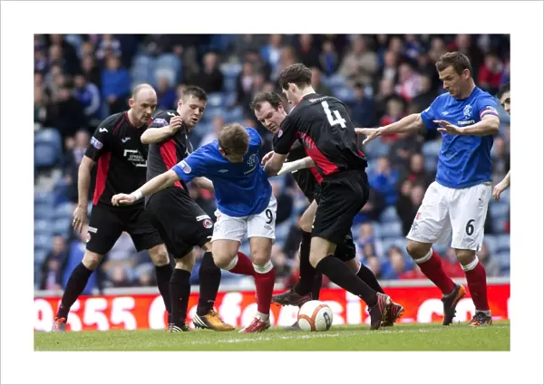 Rangers David Templeton Fights for Ball: Rangers vs Clyde at Ibrox Stadium - 2-0 Lead in Scottish Third Division