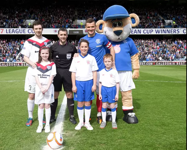 Rangers FC's Unexpected 1-2 Loss to Peterhead at Ibrox Stadium: A Shocking Moment for Captain Lee McCulloch and Mascots