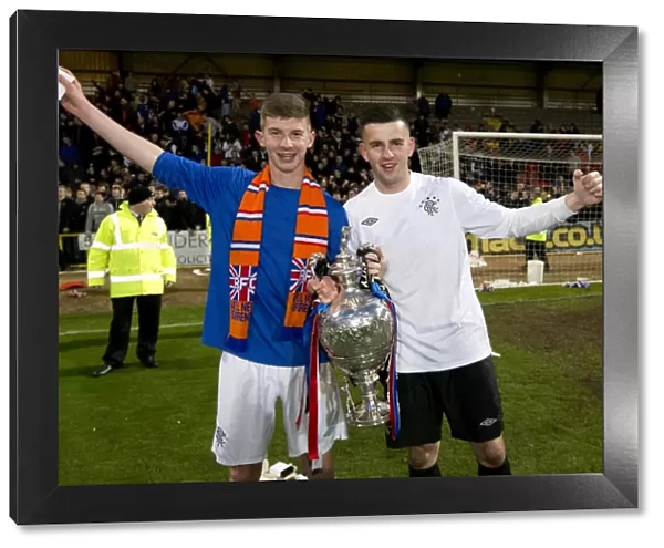 Rangers FC: Triumphant 3-2 Glasgow Cup Final Victory over Celtic (2013) - David Brownlie & Liam Kelly Celebrate