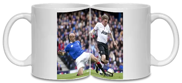 Rangers Legends vs Manchester United Legends: A Classic Soccer Showdown - Alex Rae vs Peter Beardsley: Unforgettable Clash at Ibrox Stadium